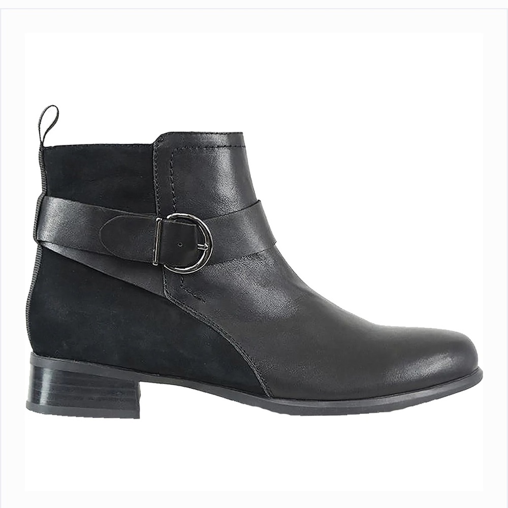 NEW $250 Munro Chestnut black combo leather ankle booties women size 8.5